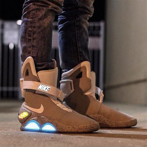 nike mag back to the future fake - jordan back to the future.